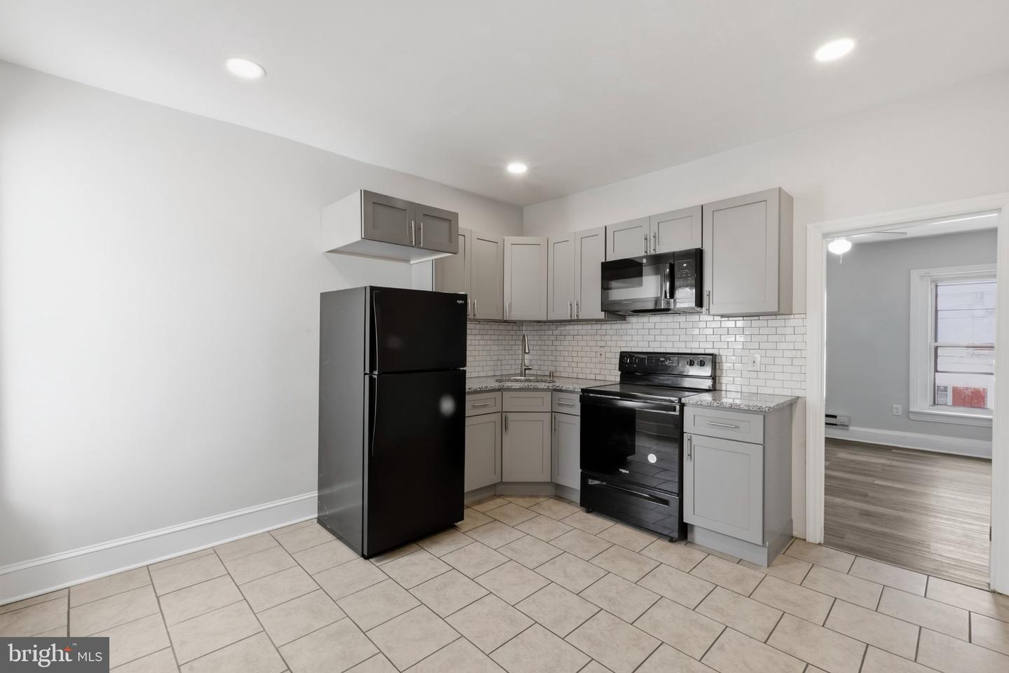 4123 Orchard St Property Photo 11