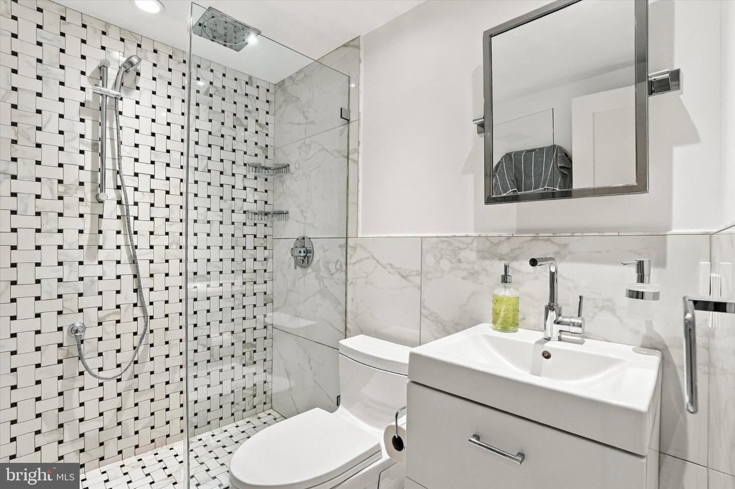 210 Locust St #28g Property Photo 19
