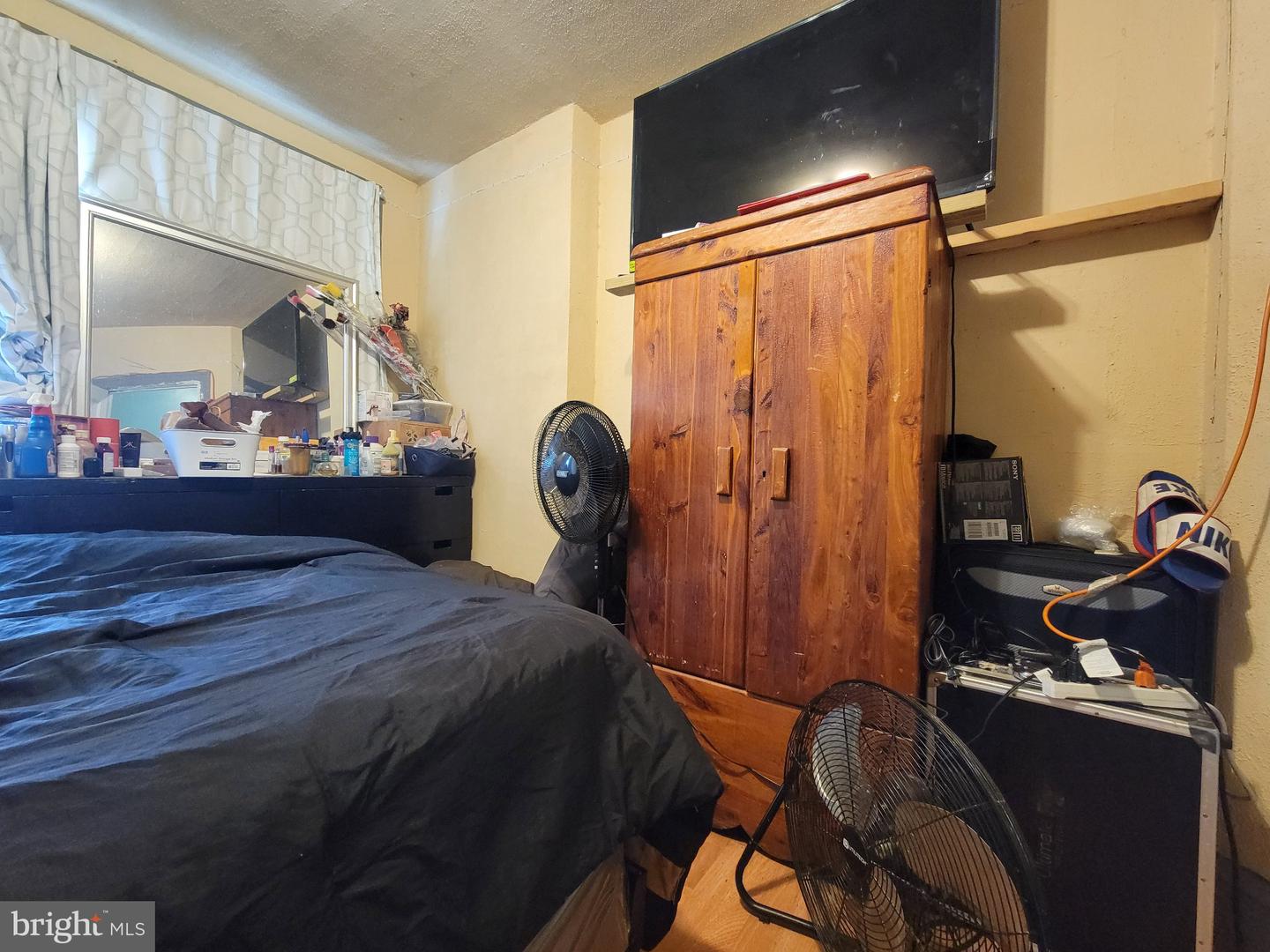 6382 Ditman St Property Photo 31