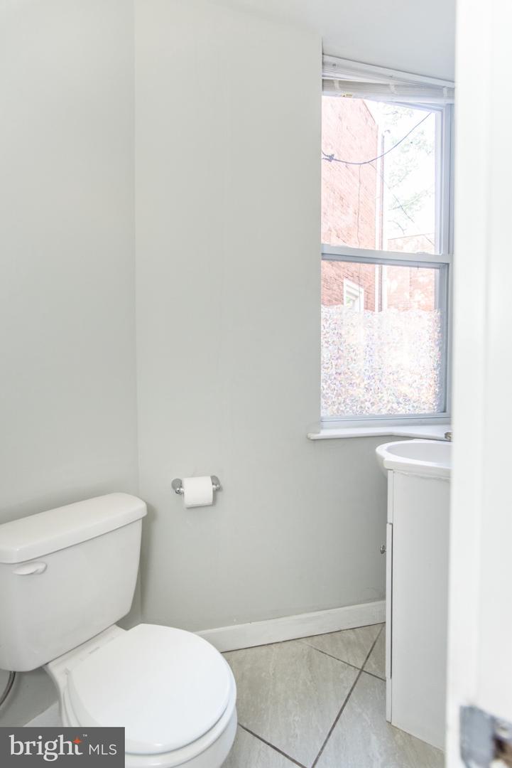 742 S 53rd St Property Photo 11