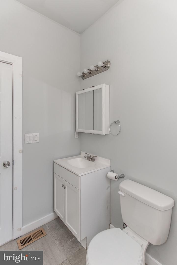742 S 53rd St Property Photo 46