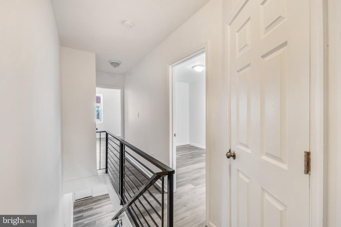 2066 E Stella St Property Photo 9