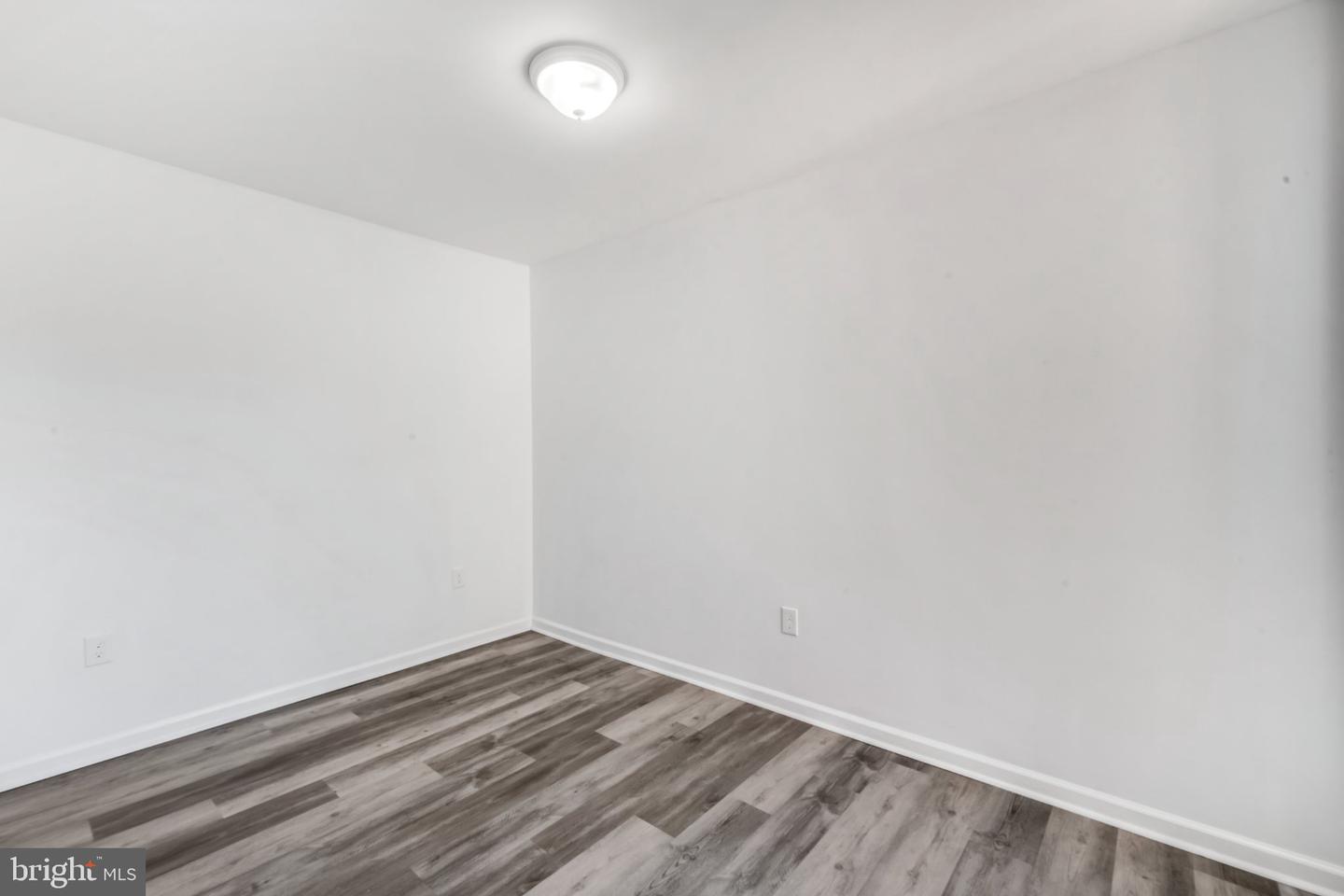 2066 E Stella St Property Photo 17