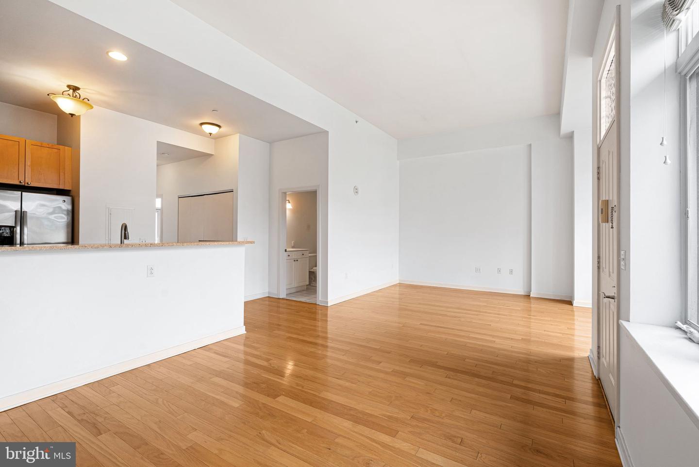 1900 Hamilton St #d12 Property Photo 6