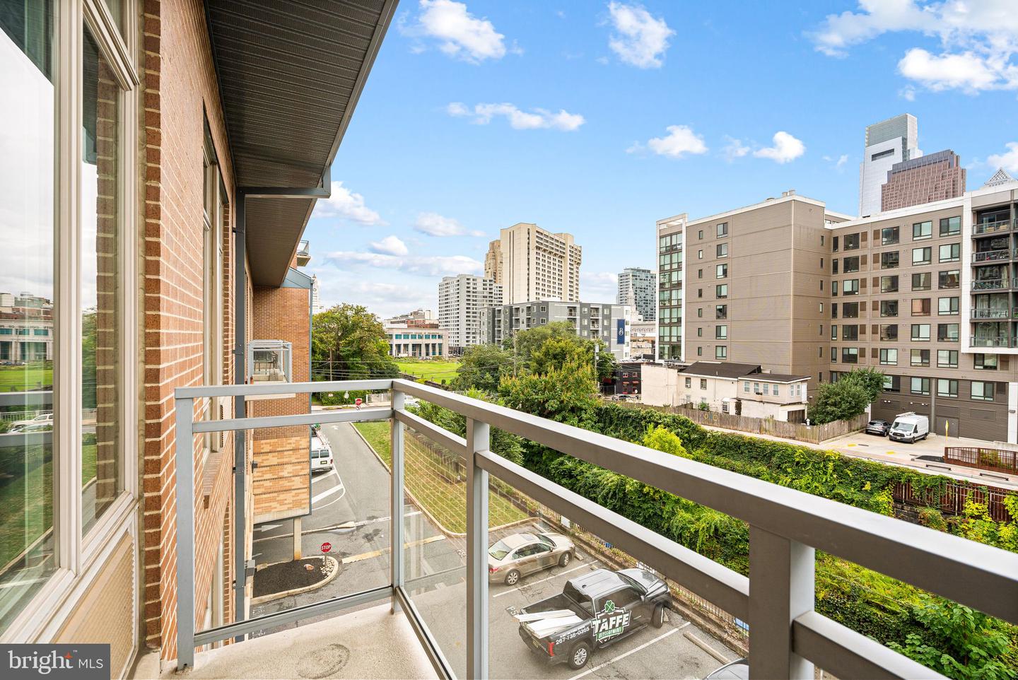 1900 Hamilton St #d12 Property Photo 14