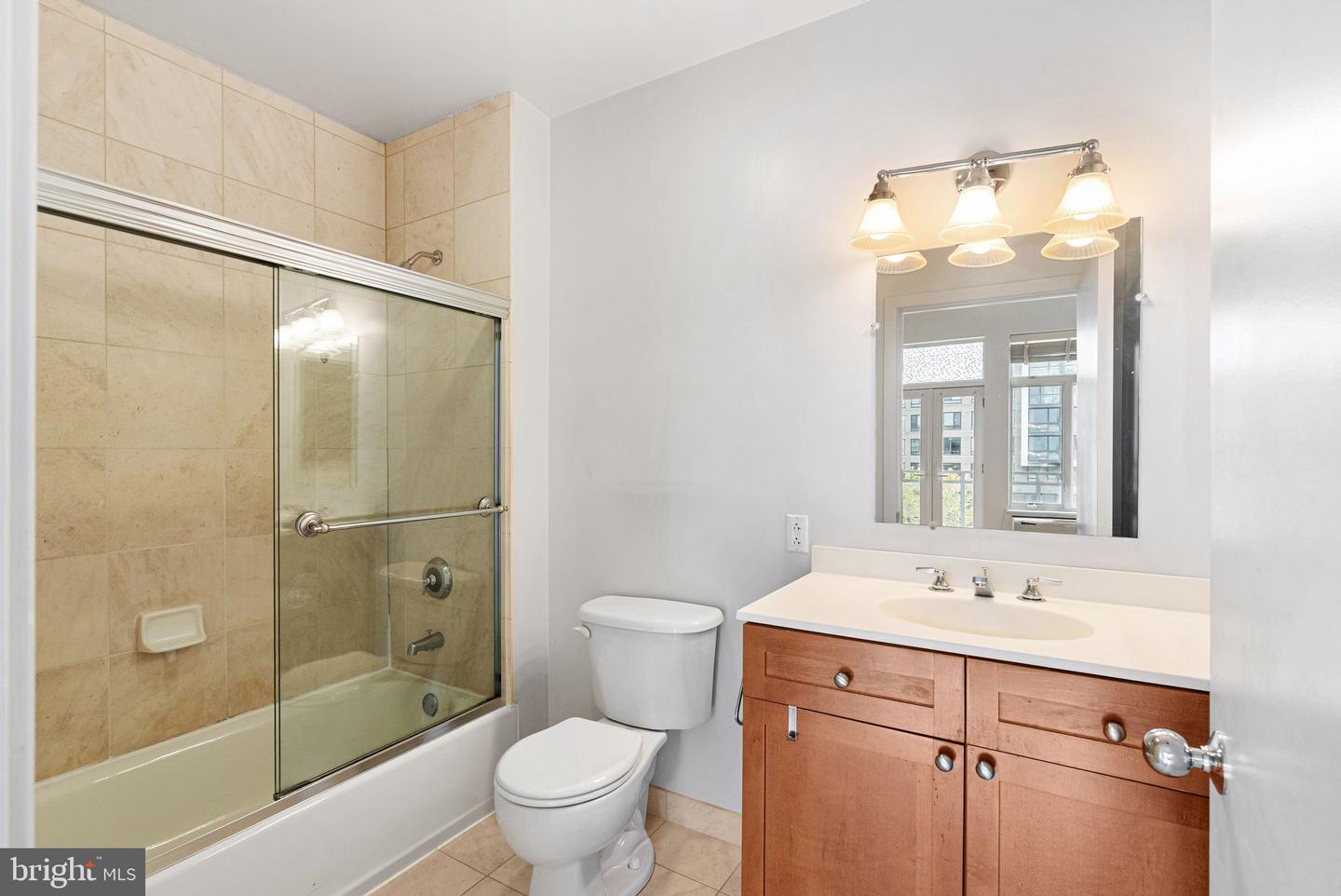 1900 Hamilton St #d12 Property Photo 15