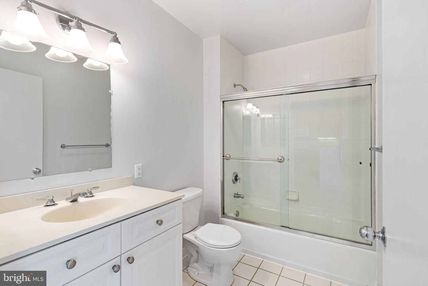 1900 Hamilton St #d12 Property Photo 16