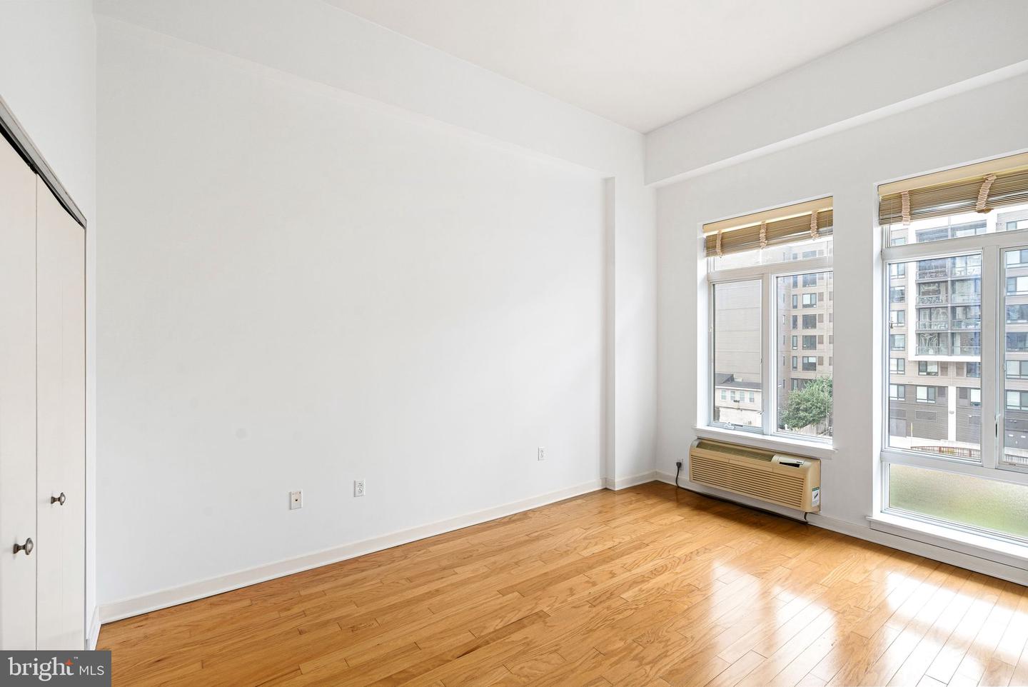 1900 Hamilton St #d12 Property Photo 17