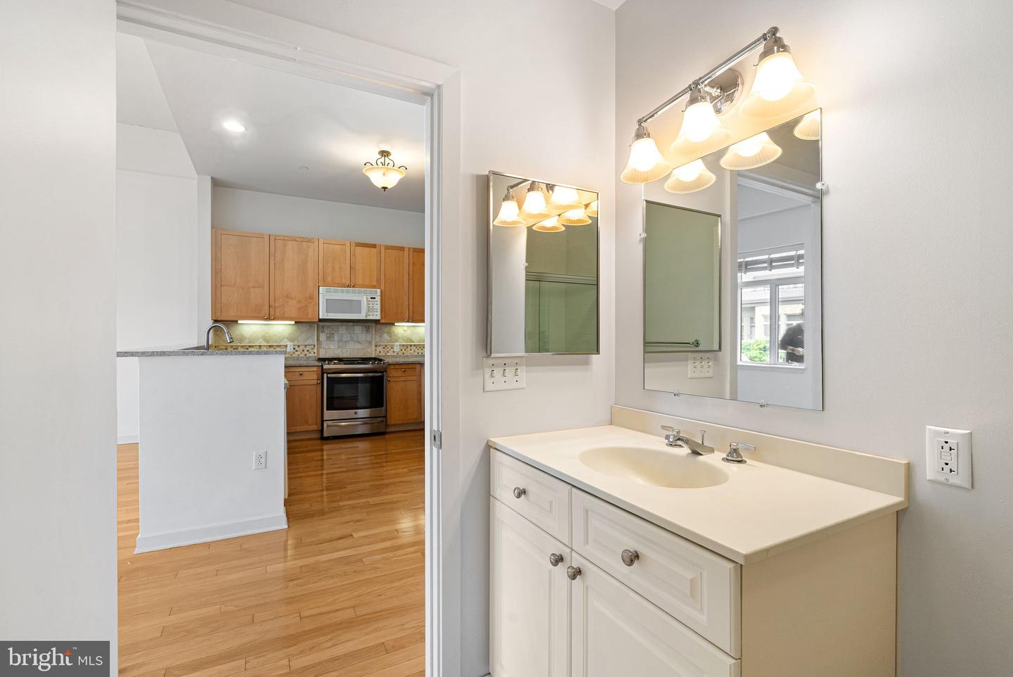 1900 Hamilton St #d12 Property Photo 18