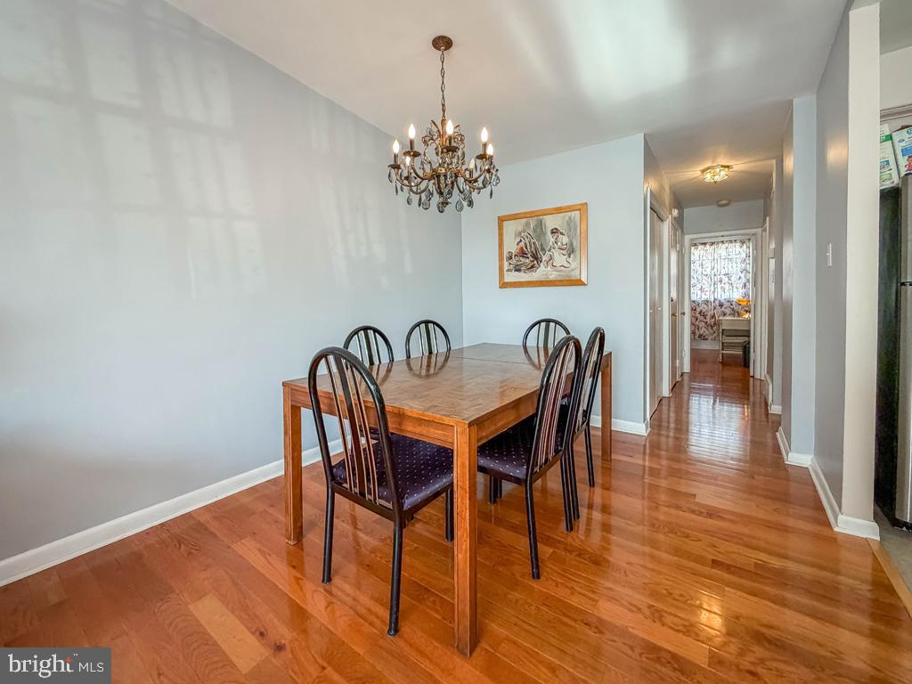 7842 Brier St Property Photo 13