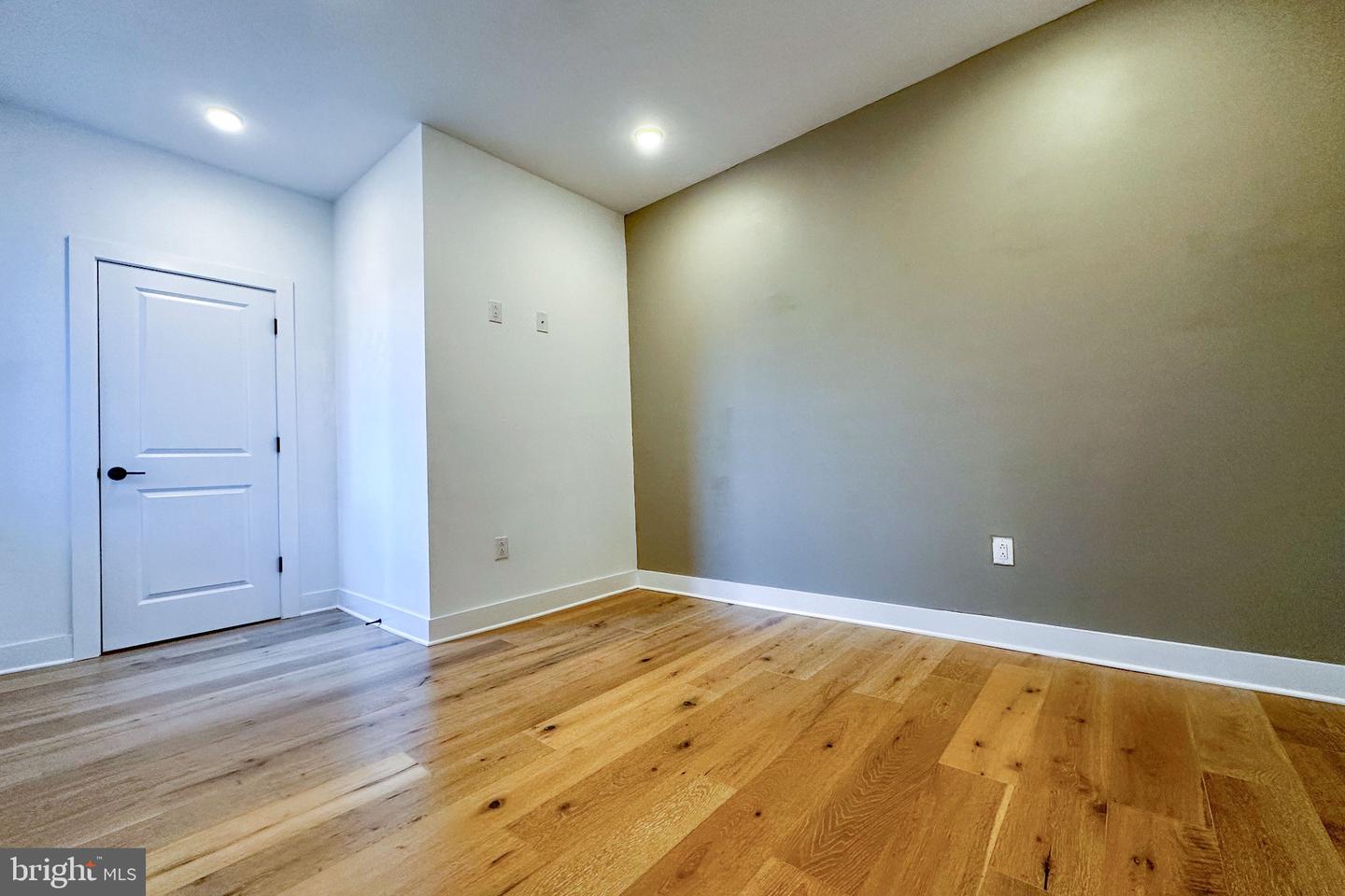 1316 N Front St #2b Property Photo 13