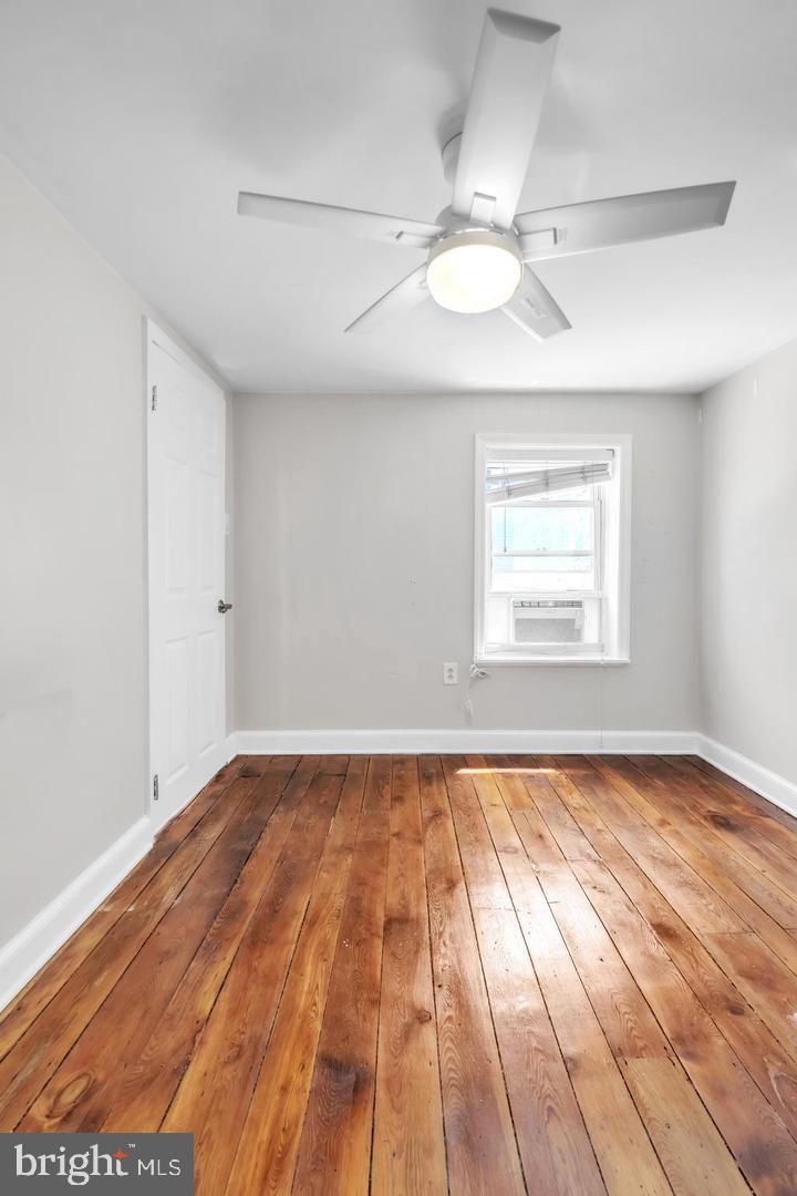 719 N Uber St Property Photo 18