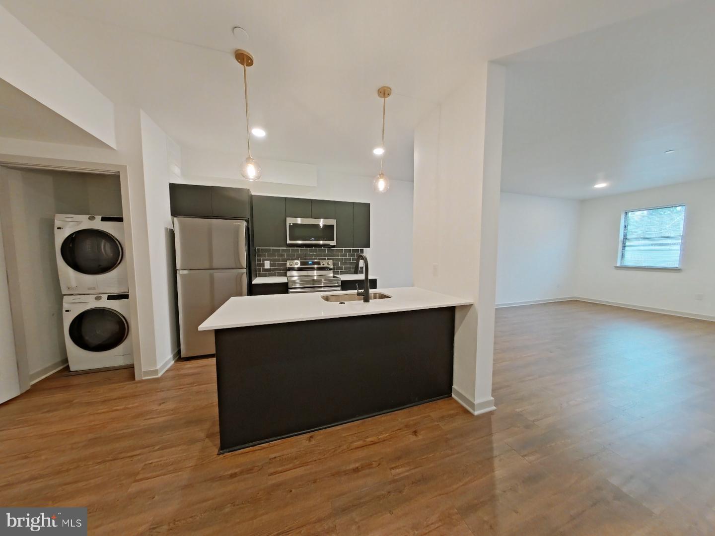 6237 Germantown Ave #215 Property Photo 2