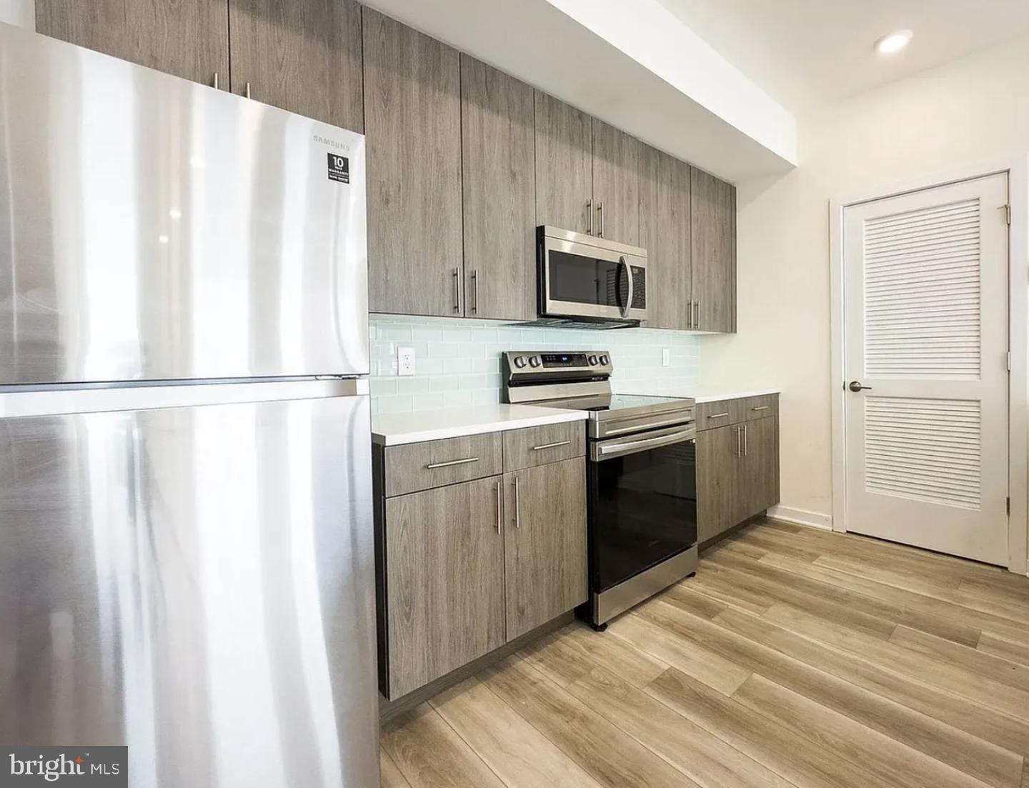 1660 Germantown Ave #414d Property Photo 12