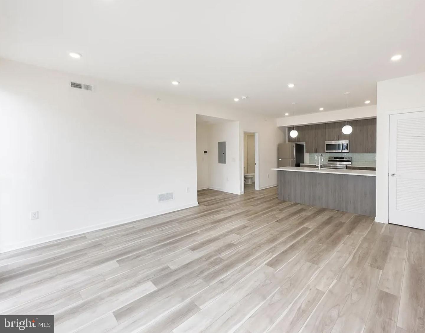 1660 Germantown Ave #414d Property Photo 15