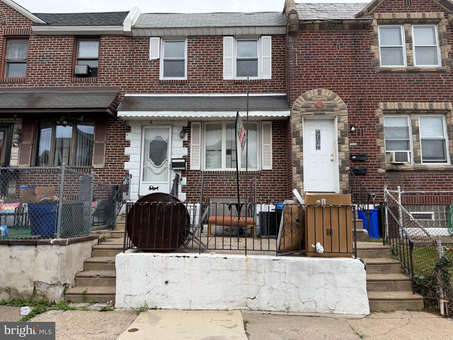 4443 Loring St Property Photo 2