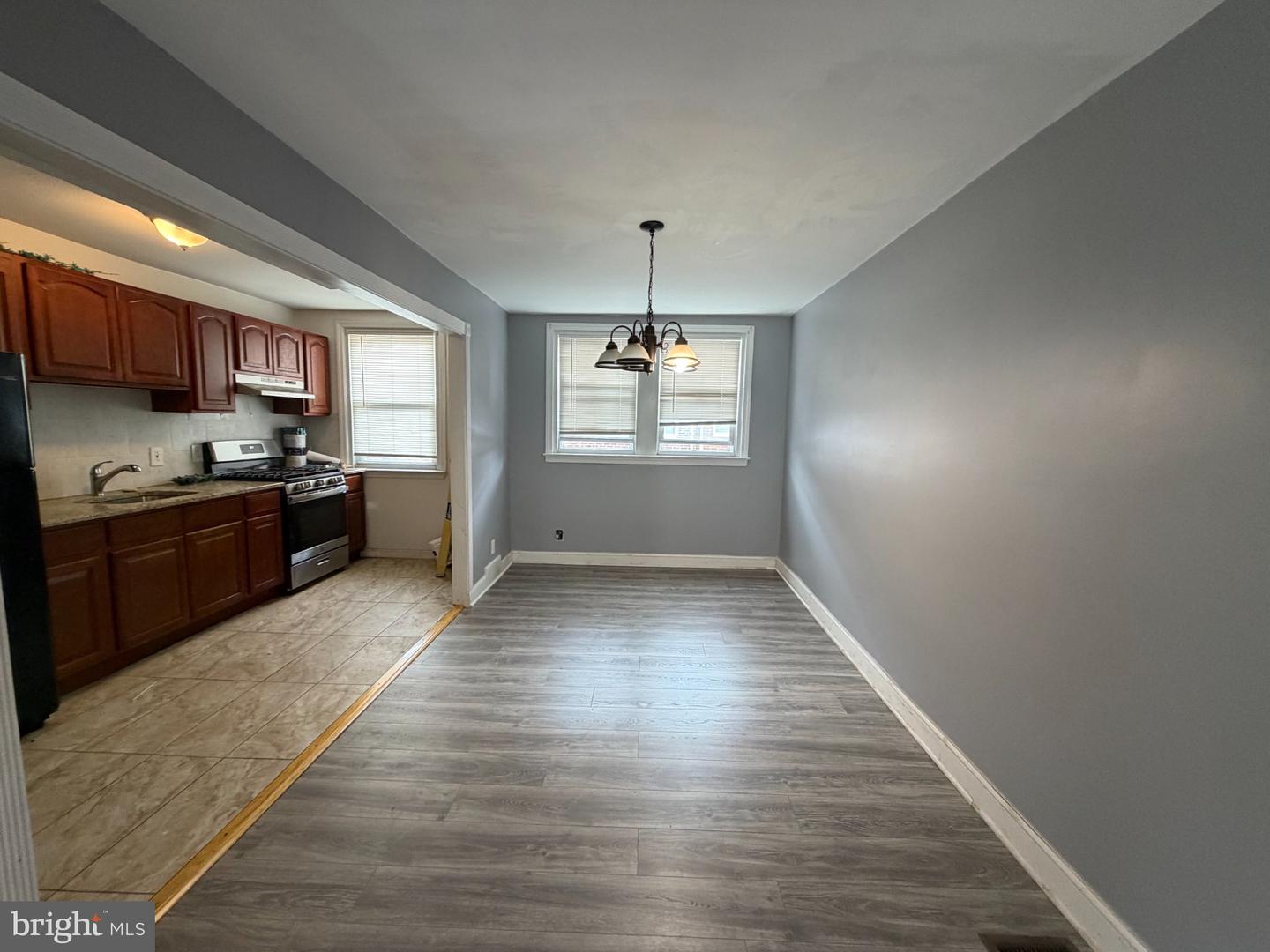 4443 Loring St Property Photo 6