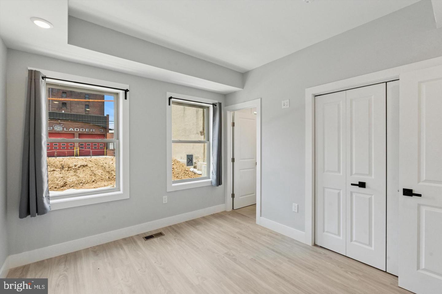 2401 N 2nd St #l1 Property Photo 6