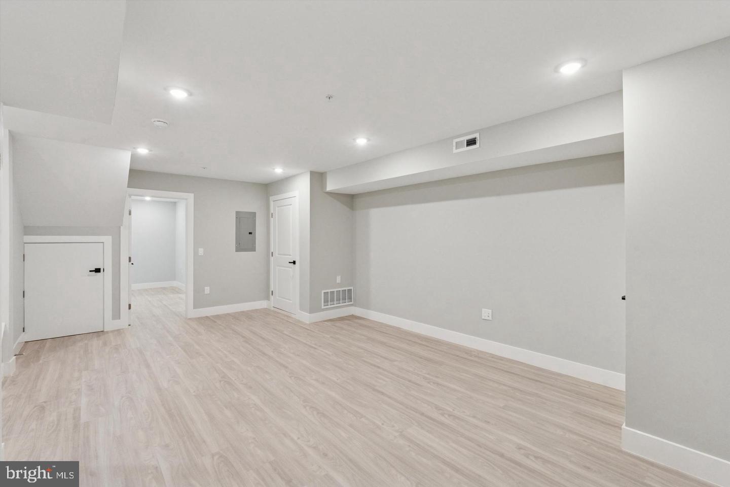 2401 N 2nd St #l1 Property Photo 11