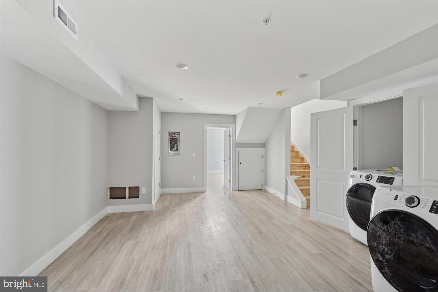 2401 N 2ND ST #J1 Property Photo 1