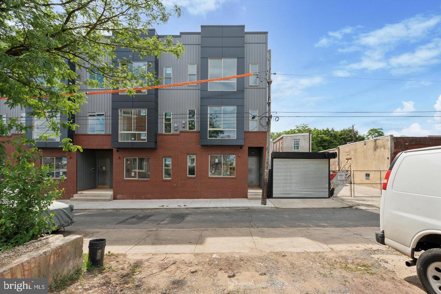 2401 N 2nd St #j1 Property Photo 7