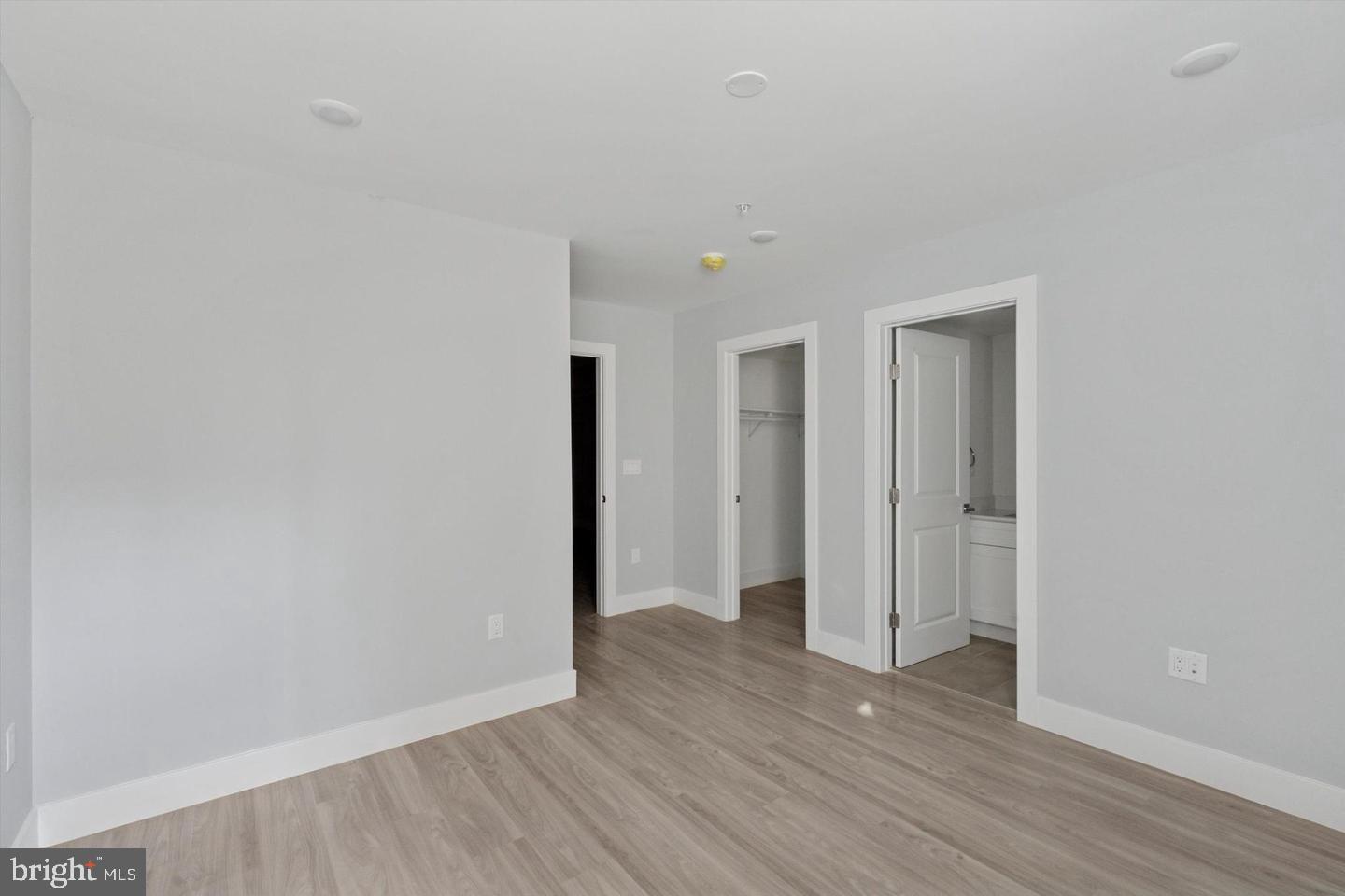 2401 N 2nd St #j1 Property Photo 13