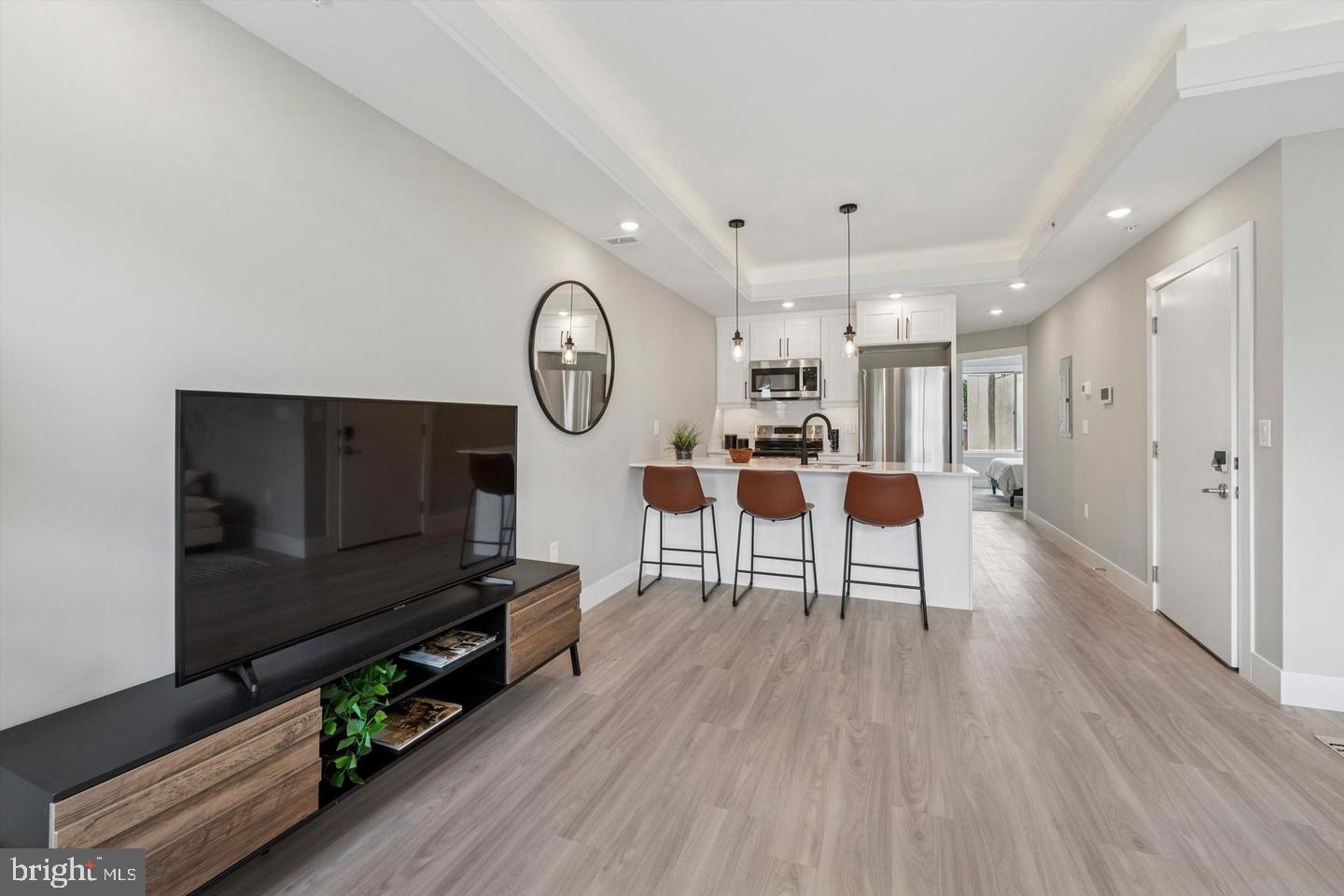 2401 N 2nd St #k2 Property Photo 2