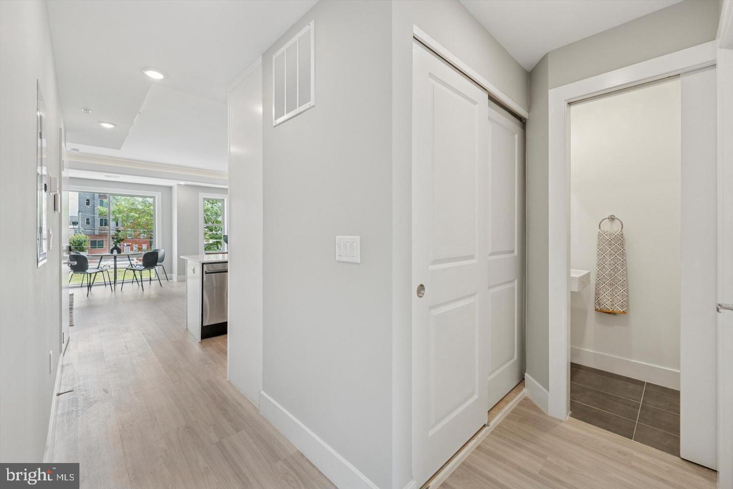 2401 N 2nd St #k2 Property Photo 18
