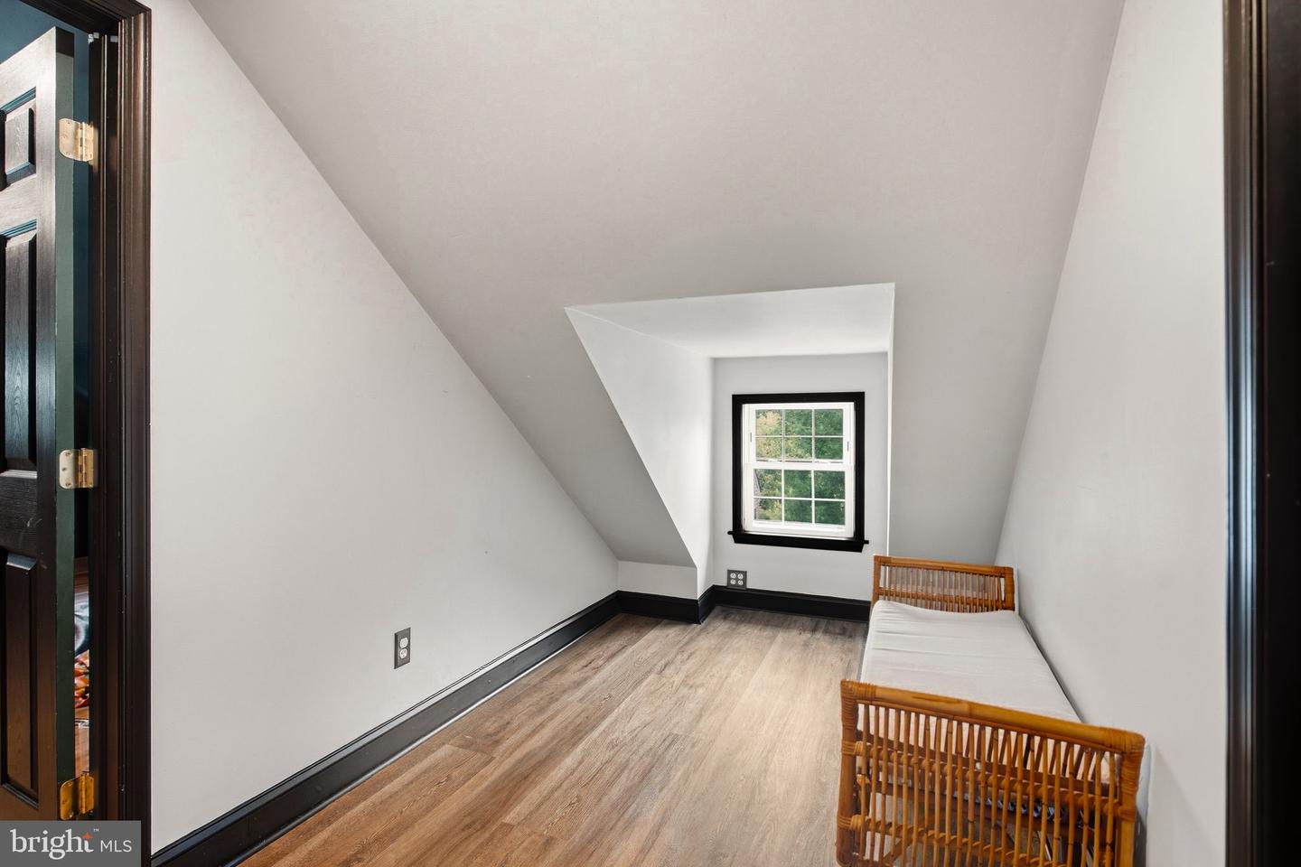 6822 Lawnton St Property Photo 31