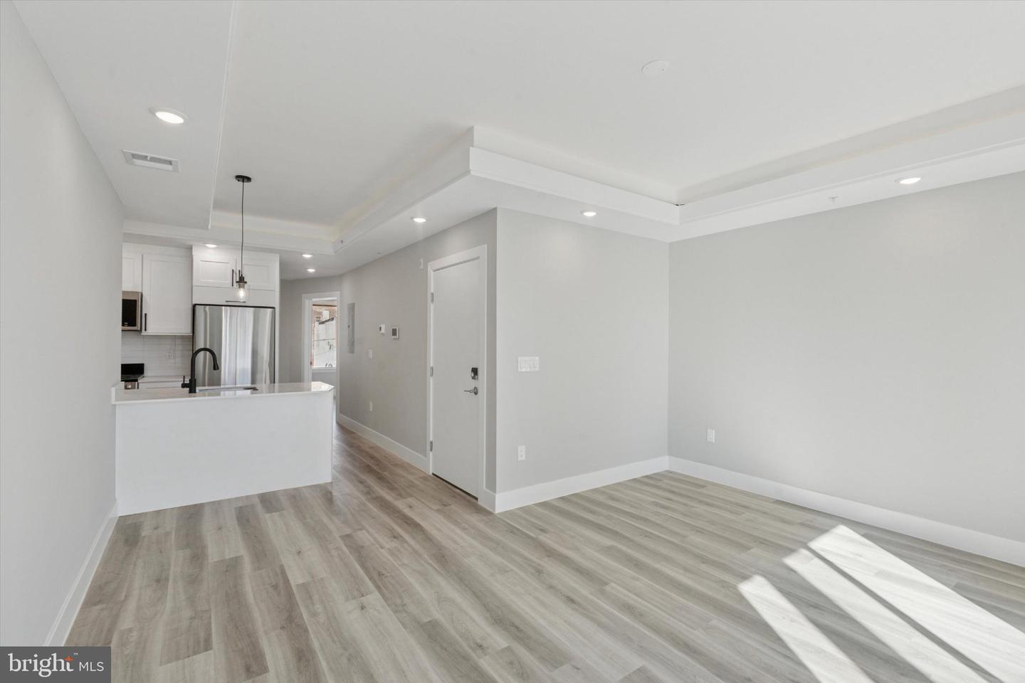 2401 N 2nd St #b2 Property Photo 3