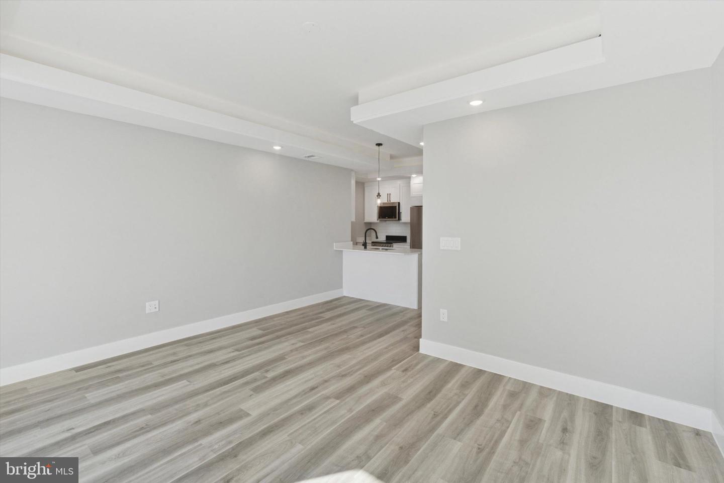 2401 N 2nd St #b2 Property Photo 4