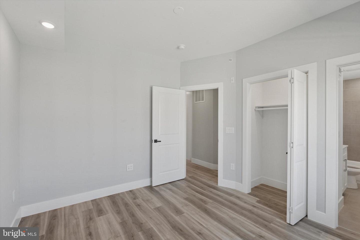 2401 N 2nd St #b2 Property Photo 9