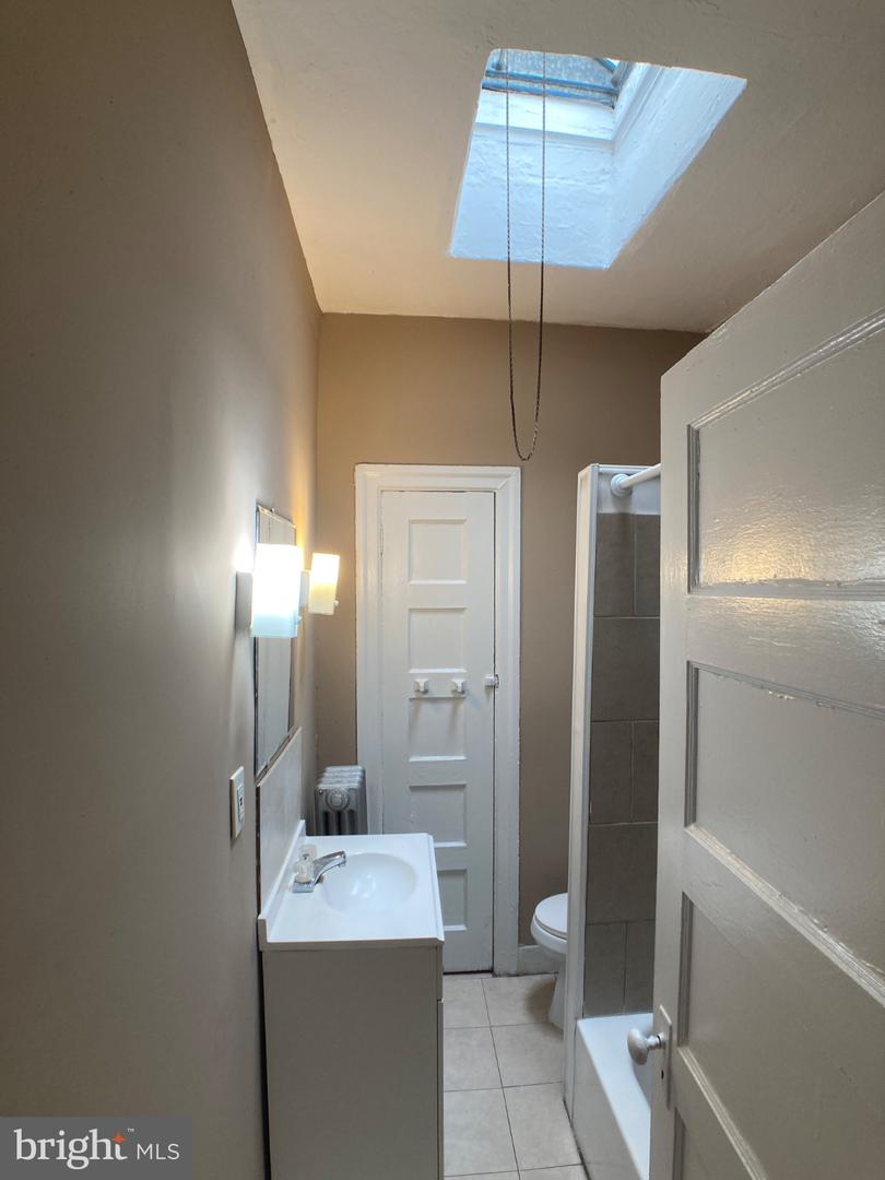 703 W Annsbury St Property Photo 14