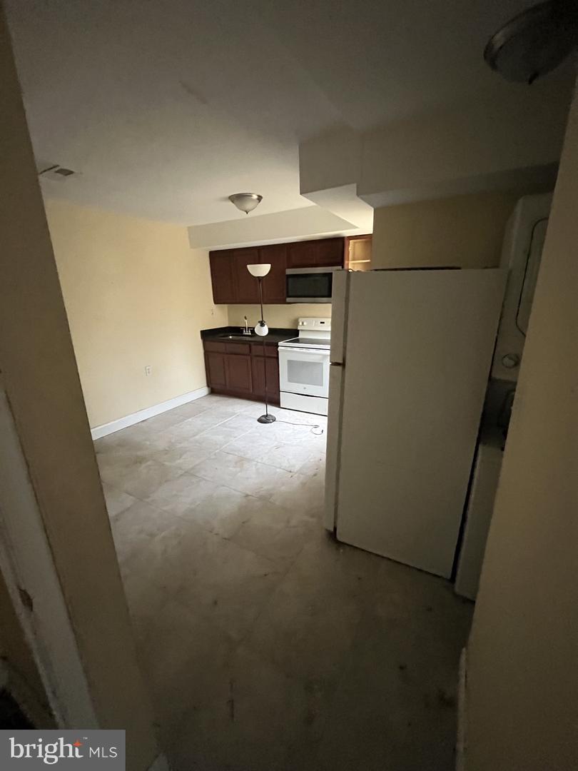 1119 W Nevada St Property Photo 8