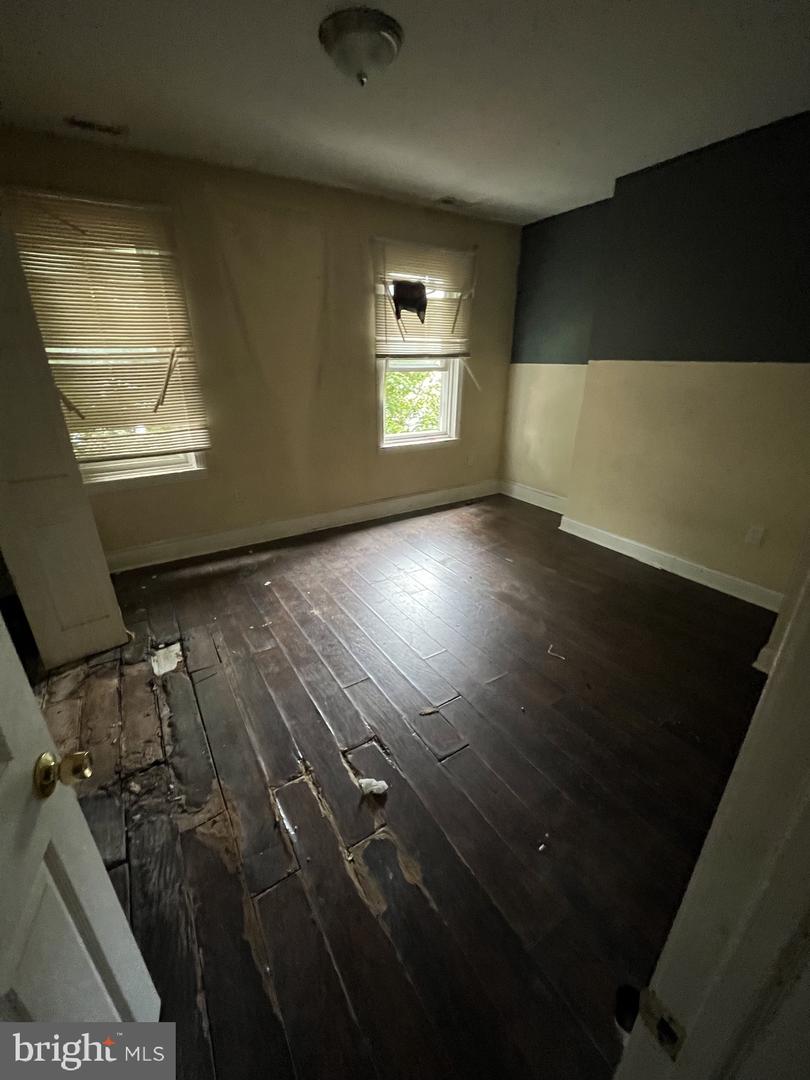 1119 W Nevada St Property Photo 11