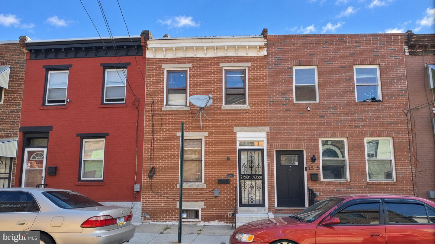 1813 E Hazzard St Property Photo 1