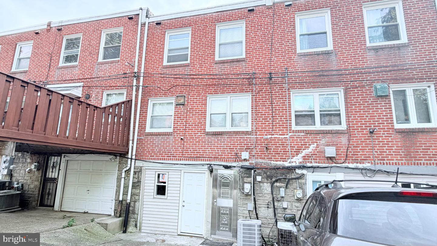 205 Devereaux Ave Property Photo 18