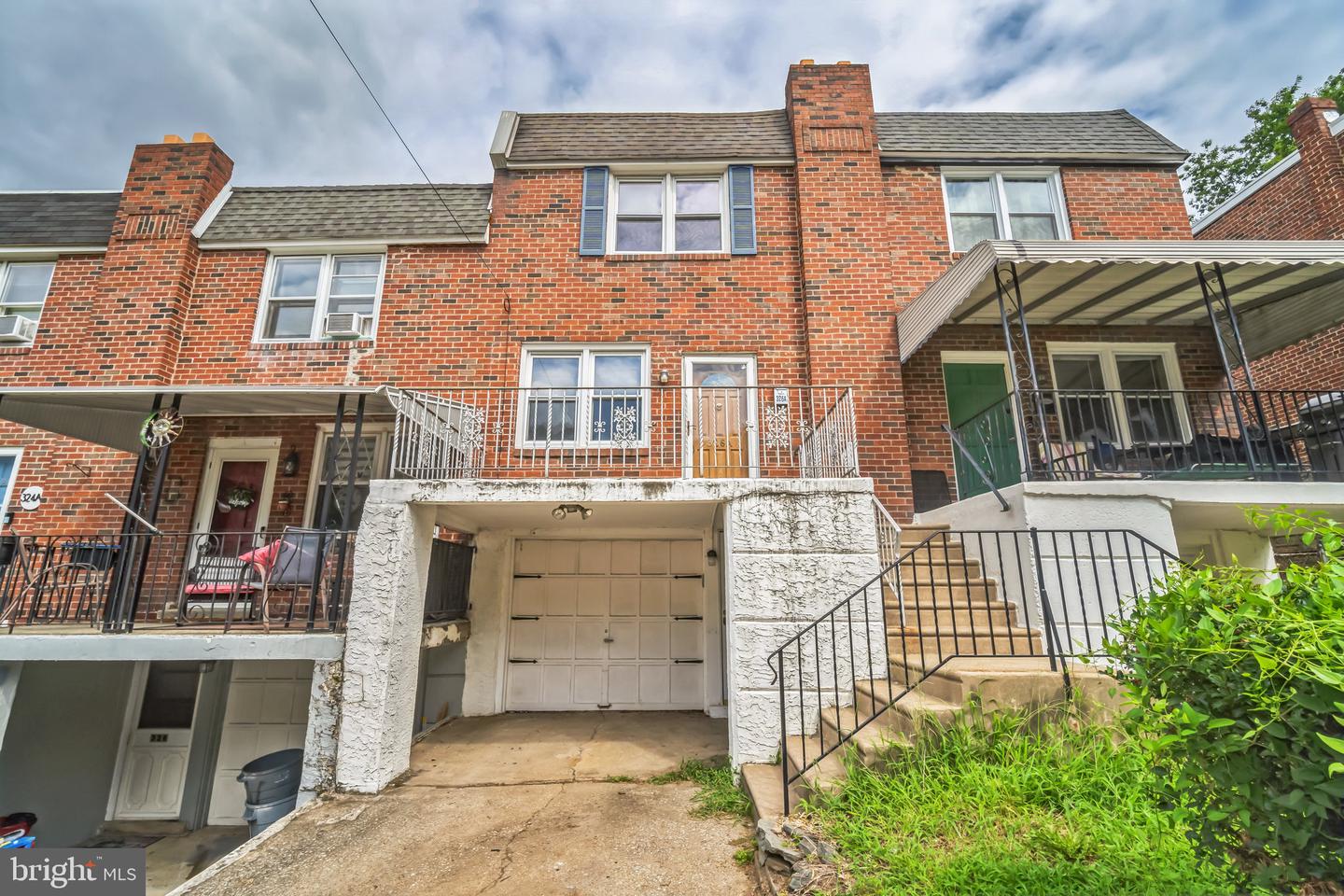 326 RIPKA ST #A Property Photo 1