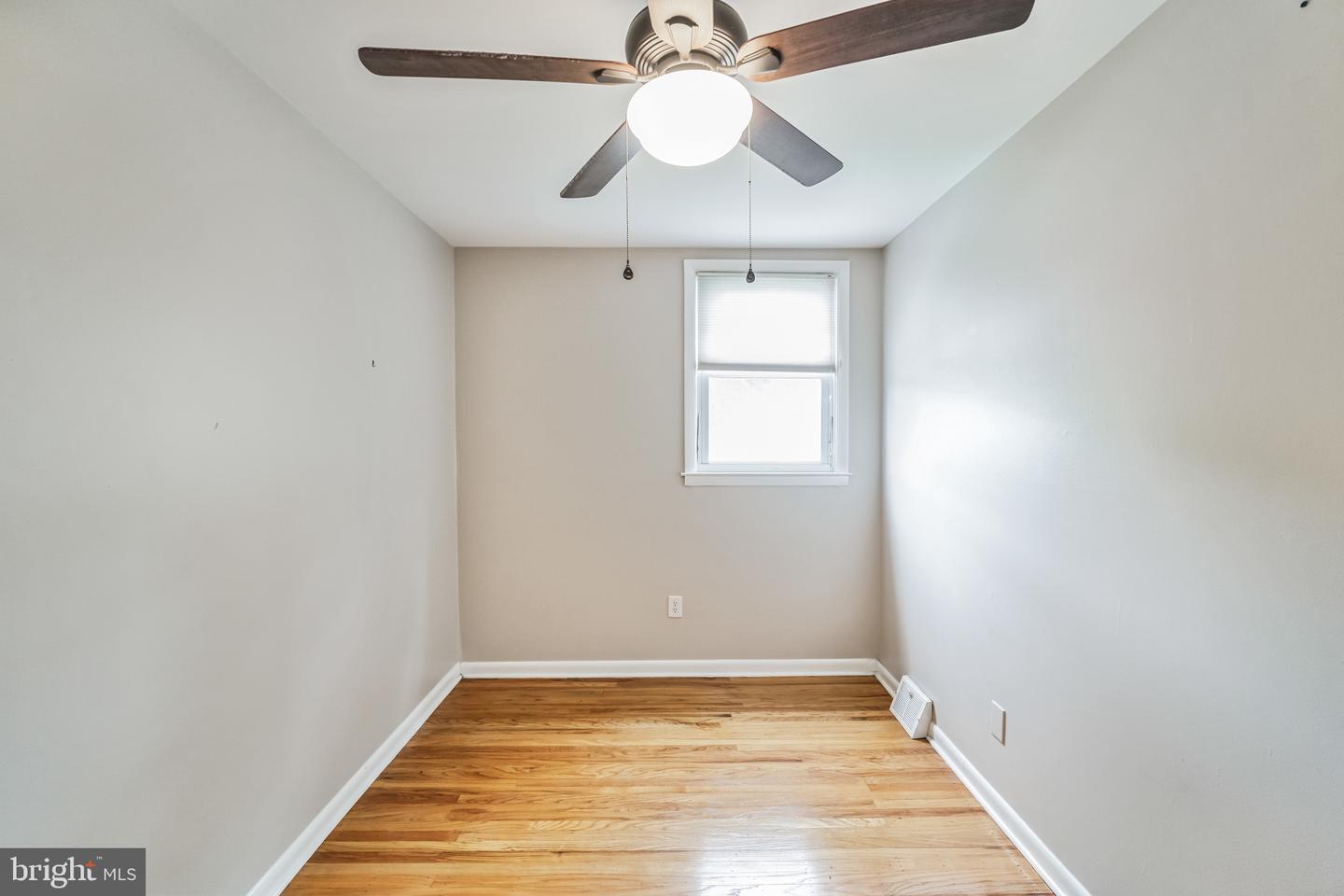 326 Ripka St #a Property Photo 19