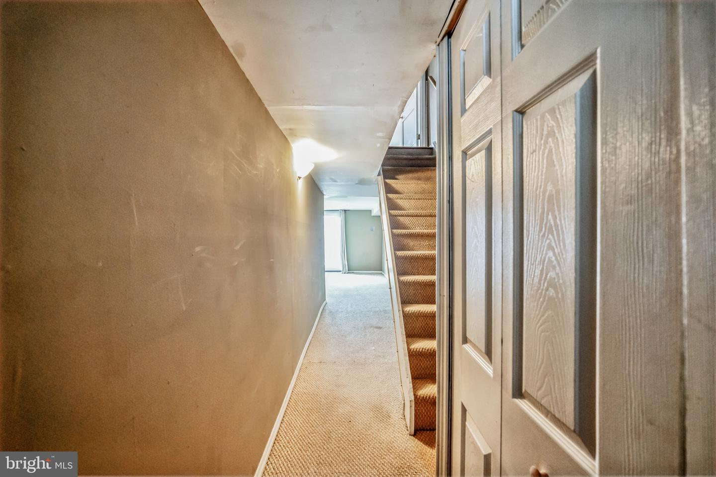 326 Ripka St #a Property Photo 20