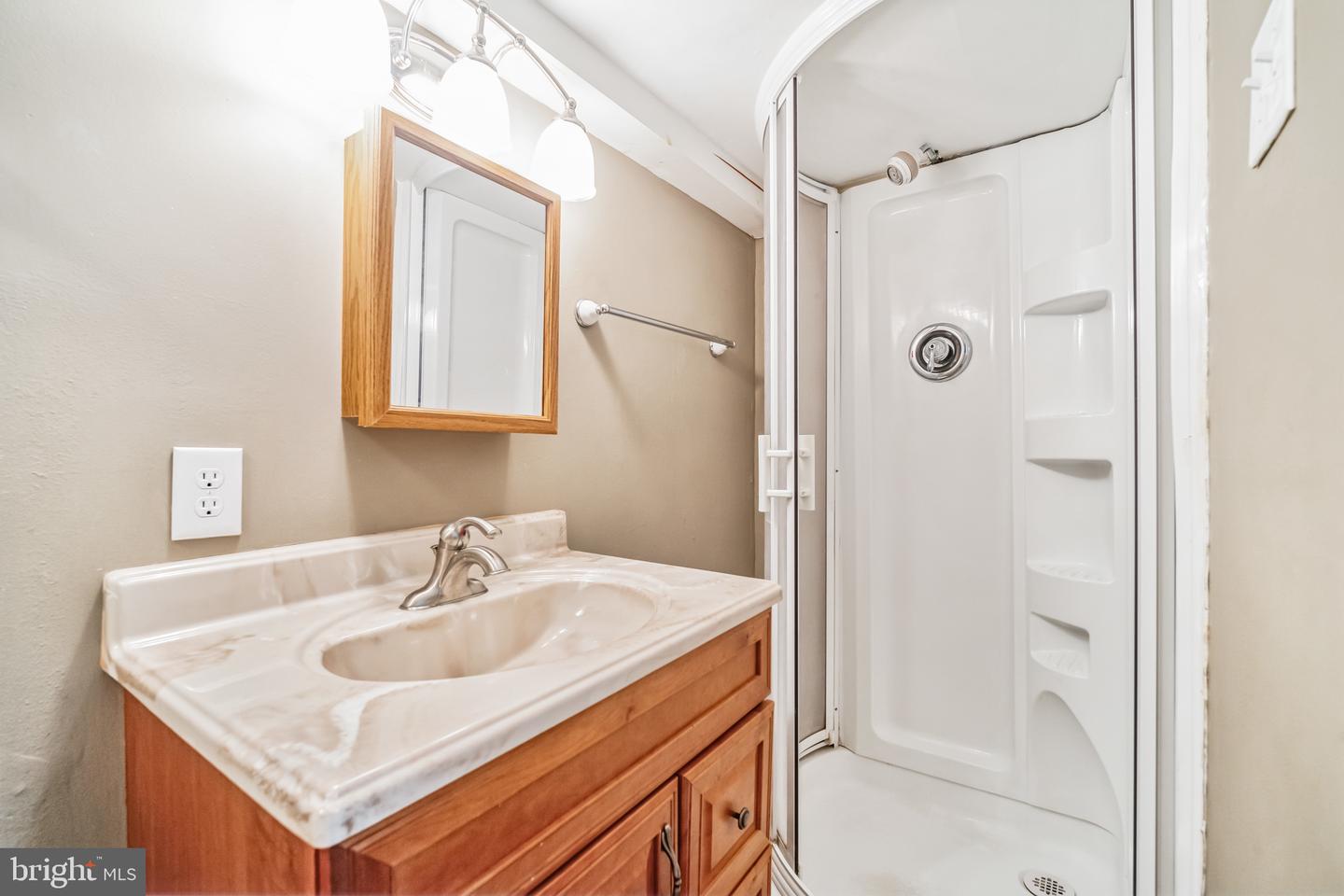 326 Ripka St #a Property Photo 22