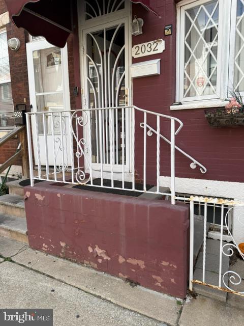 2032 Pierce St Property Photo 2