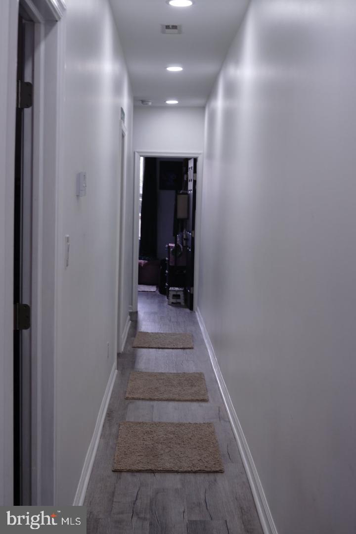 4818 Sansom Property Photo 6