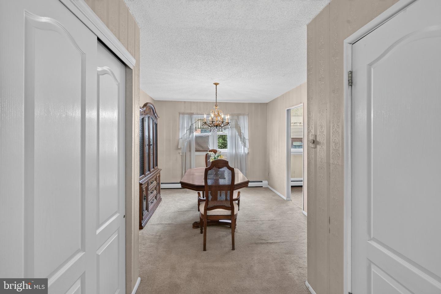 3545 Carey Rd Property Photo 10