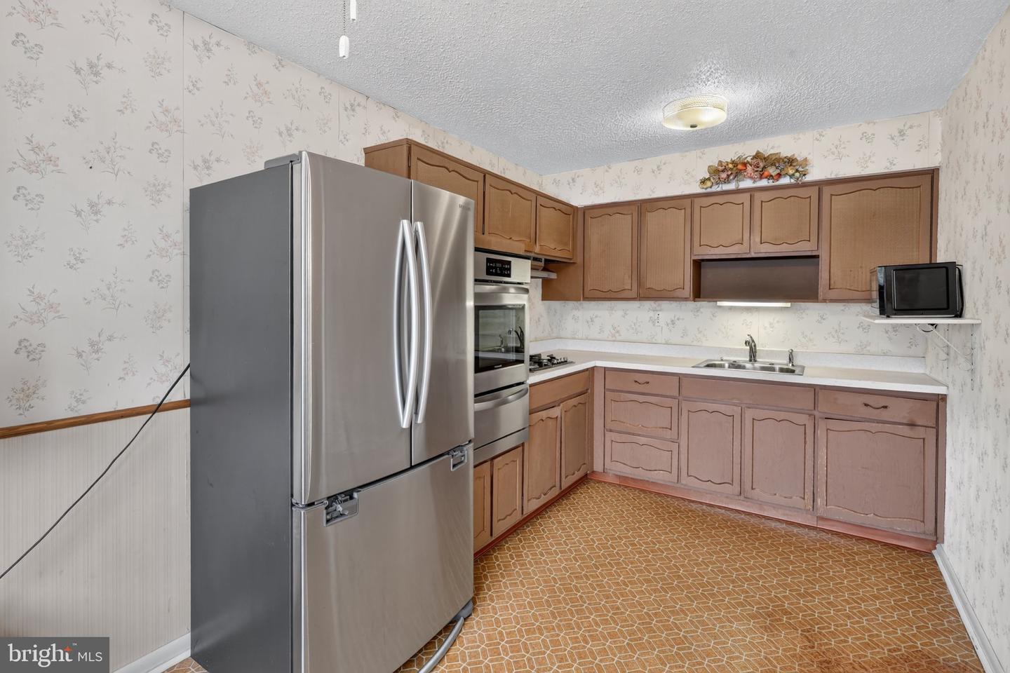 3545 Carey Rd Property Photo 12