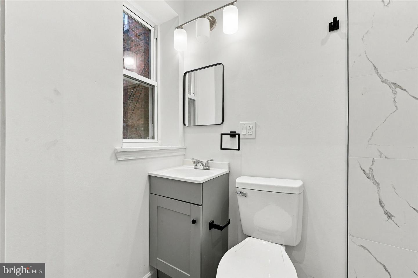 5812 Hadfield St #1 Property Photo 4