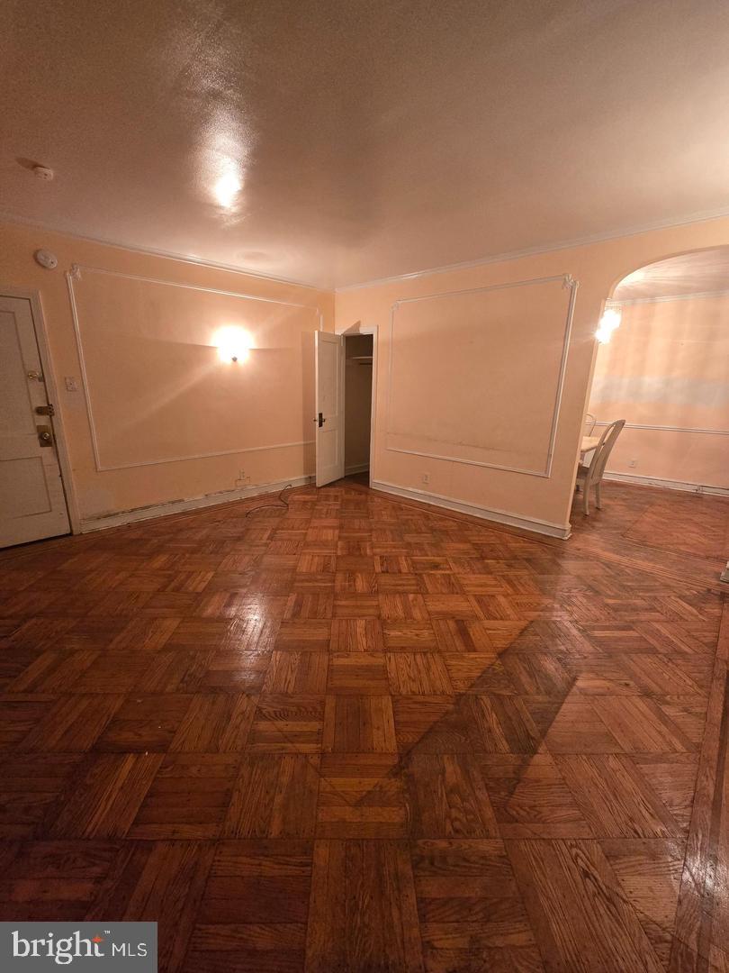 2211 Melvin St Property Photo 4