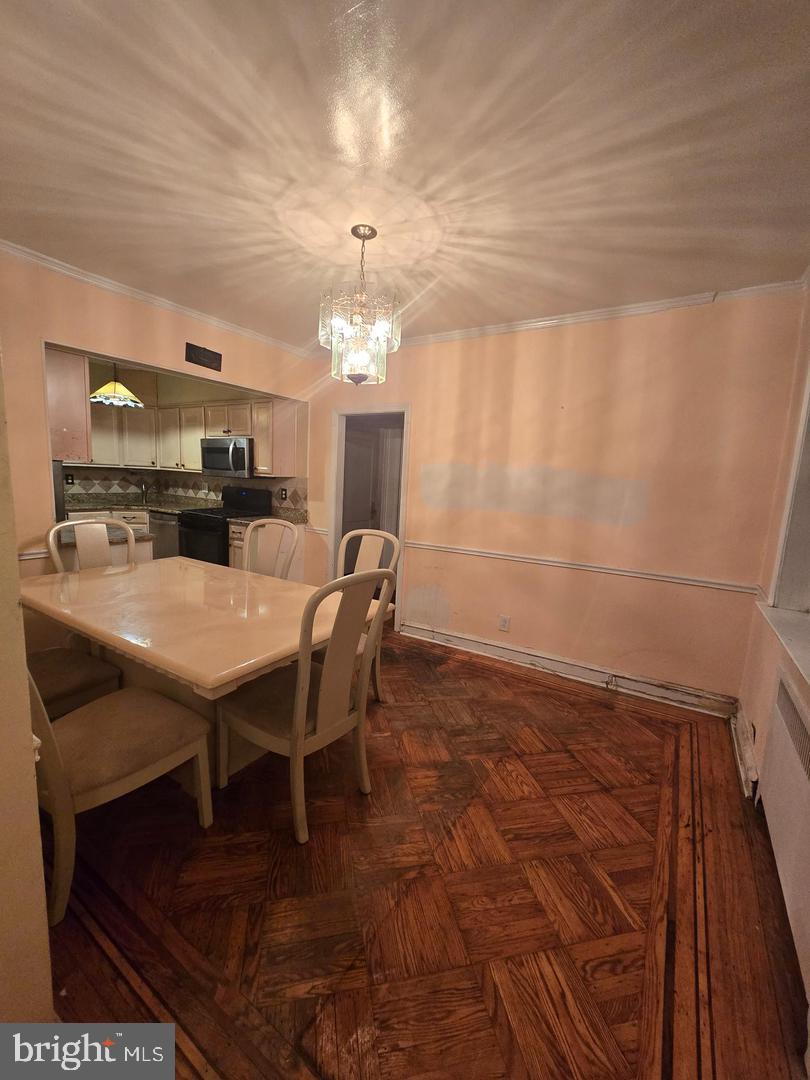 2211 Melvin St Property Photo 9