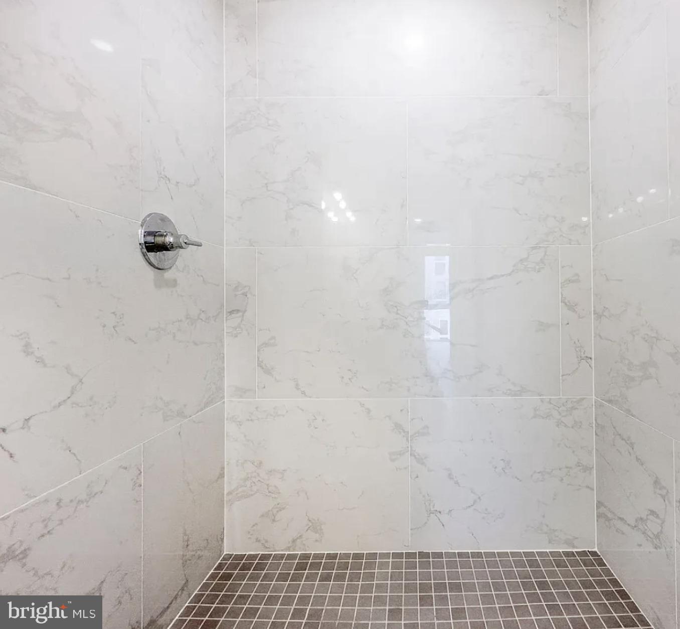1660 Germantown Ave #1655d Property Photo 4