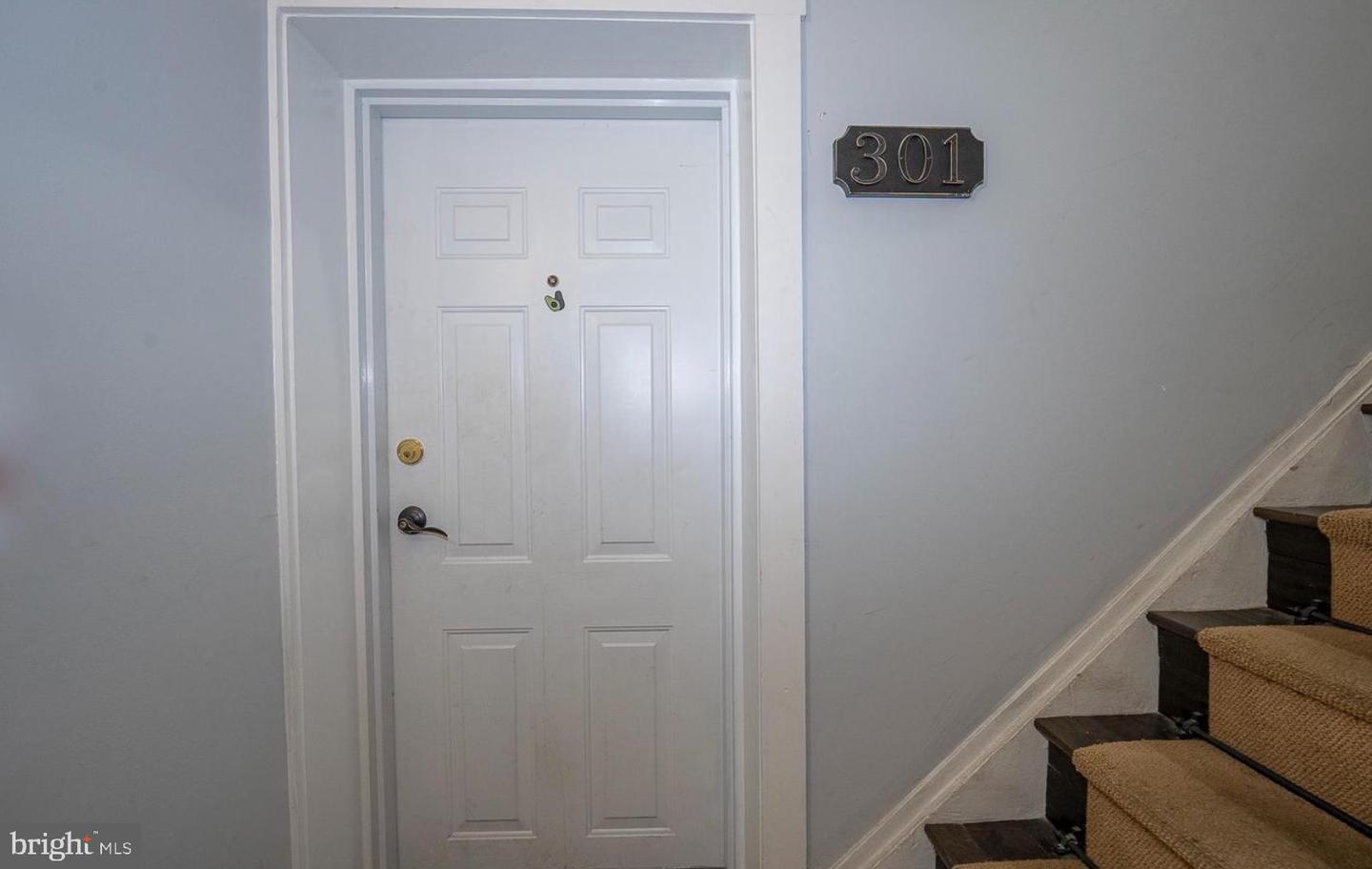 329 S 12th St #301 Property Photo 17